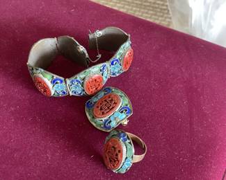 Cinnabar chinese antique jewelry set