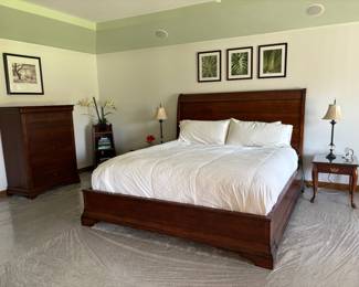 Stickley King Sleigh Bed