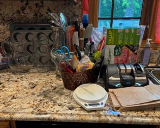 Utensils, Bakeware