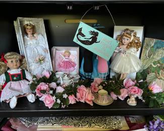Dolls, Tea Set