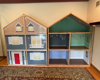 Doll House - 8 Rooms