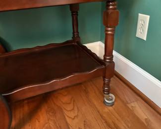 #48 - $160 - Mahogany rolling cart 31wx19dx30t 36d with leaf