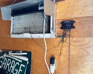#99 - $1500 - Trailer 2013 enclosed LARK - AC unit - 950lbs Model VT612SA