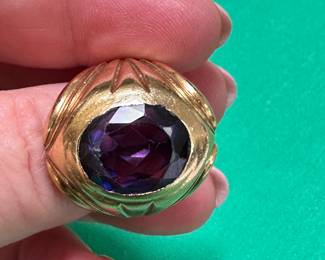 #101 - $525 - 14kt gold men ring size 10 with amethyst stone 20.37 gr
