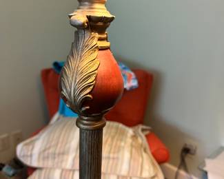 #77A - $60 - tall oak leaf lamp 62h