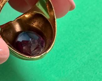 #101 - $525 - 14kt gold men ring size 10 with amethyst stone 20.37 gr