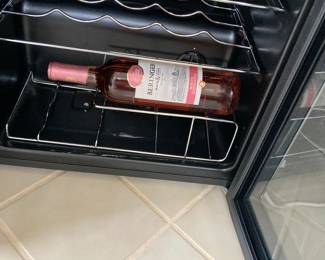 #133 - $60 - Small 10 bottle wine cooler