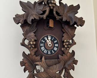 #5 - $160 - Cuckoo clock working condition German purchased at store River City 15tx10w