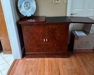 #25 - $360 - Modern bar on casters 42wx22dx36t
