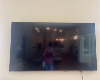74” Samsung, 2018
