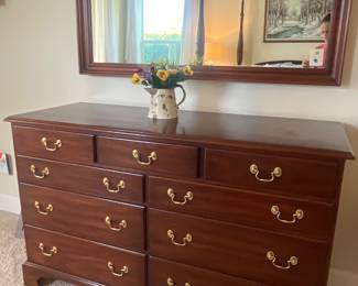 Henkel Harris long dresser, 52.5 x 32.5 mirror