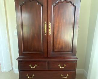 Henkel Harris Armoire, 42 x 23 x 73