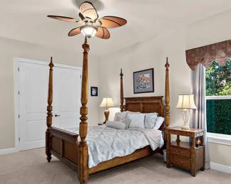 4 post bed (mattress not included)