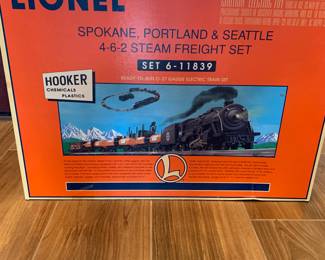 Lionel 6-11839 , 4-6-2 Steam Freight set
