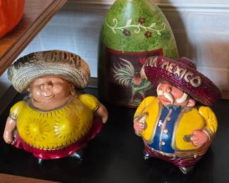 Mexican couple figurines