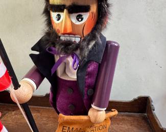 Abe Lincoln nutcracker