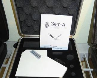 The Gem-A Diffraction Spectroscope