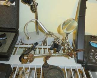 Helping Hand Magnifier Desk Soldering Iron Stands