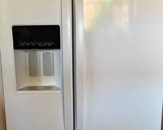 Whirlpool Refrigerator