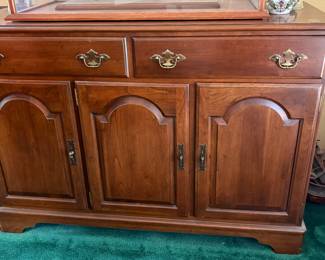 Ethan Allen Sideboard/Buffer Cabinet