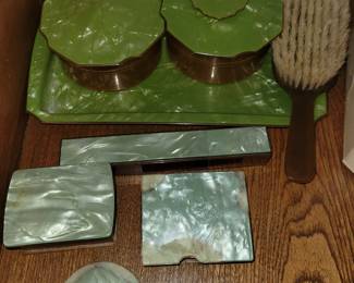 Vintage vanity set