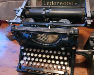 Underwood #5 Antique Typewriter -Works