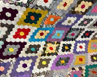Hexagon Quilt or Hexie Quilt