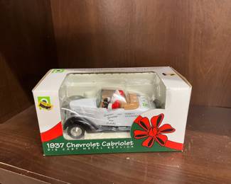 1937 Chevrolet Cabriolet Die Cast Metal Replica Limited Edition "Seasons Greetings" Collectible from Publix Supermarkets