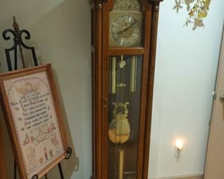 Ornate clock - majestic chimes!