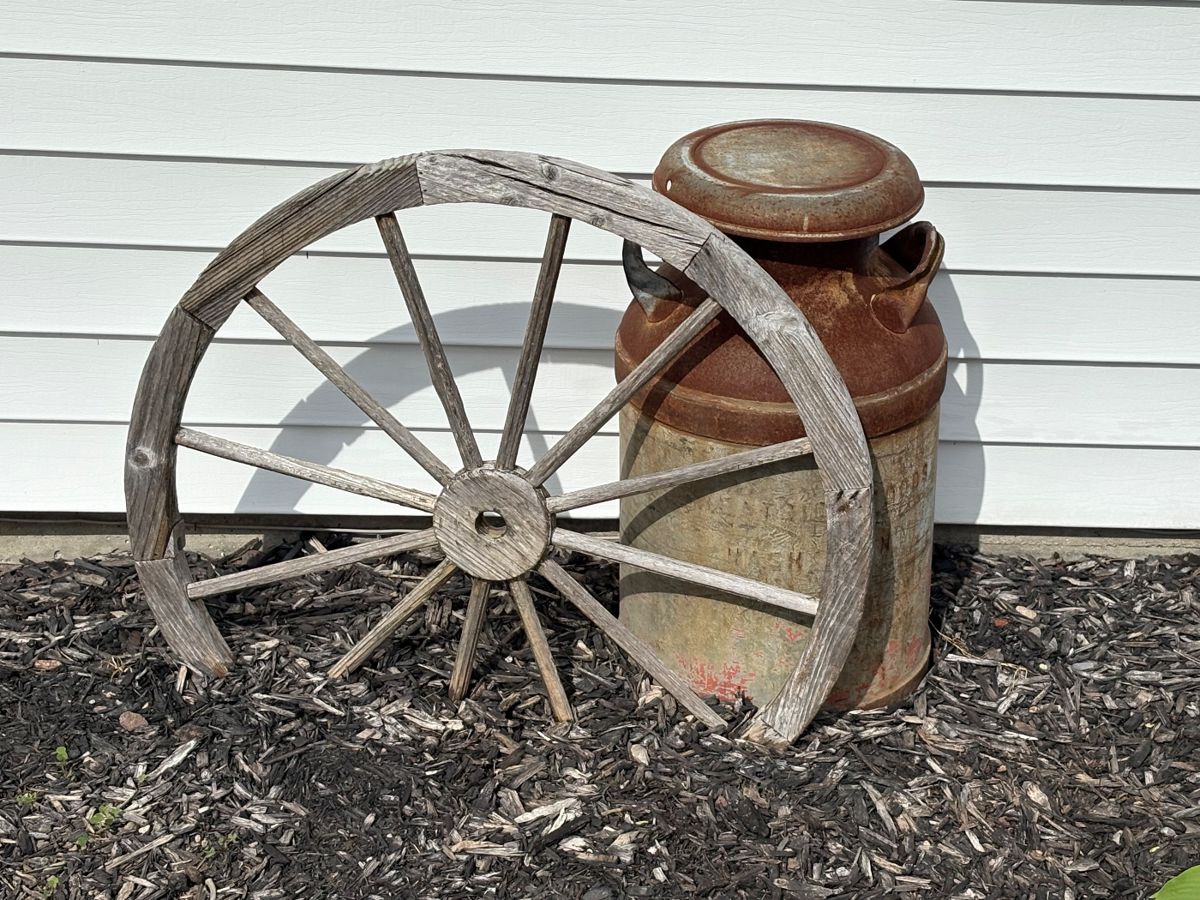 Antique Primitive Wood Wagon Wheel Cart