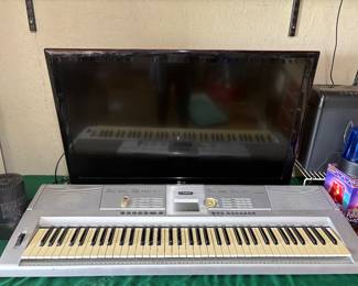 Yamaha Portable Grand Electric Piano #DGX205!