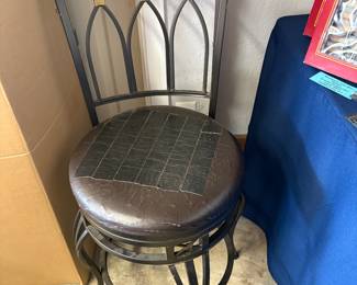 Swivel Bar Stools!