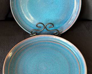 2 RACKLIFFE POTTERY BLUE HILL MAINE 10.5” DINNER PLATES TURQUOISE BLUE