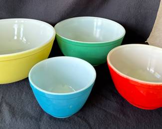 Vintage Pyrex Primary Colors Mixing Set of 4 Nesting Bowls 401, 402, 403 & 404