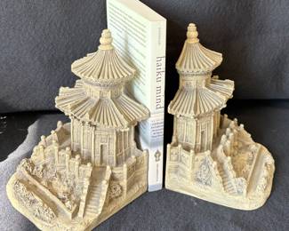 Oriental Resin Bookends