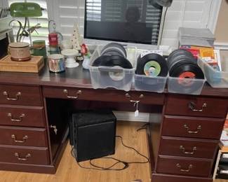 Desk. 45's