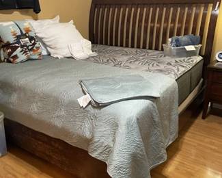 King Bed. Mattress. Mattress Spread w/ pillow shams