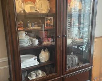 Lighted Display Cabinet