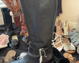 Ralph Lauren, Wide Calf. Size 10