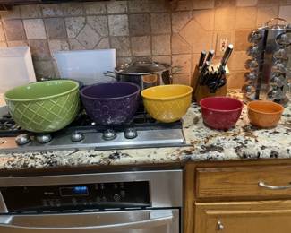 Nesting Bowls (SCM), Set of 5.