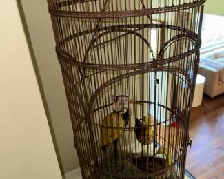 Birdhouse with birdies