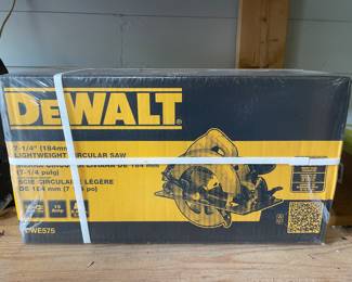Dewalt Circular saw new