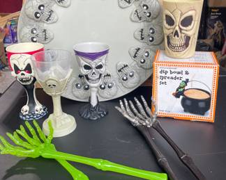 Large collection of Halloween decor, accessories, props & more!