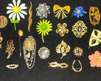 Vintage brooches: Monet, Sarah Cov, Avon