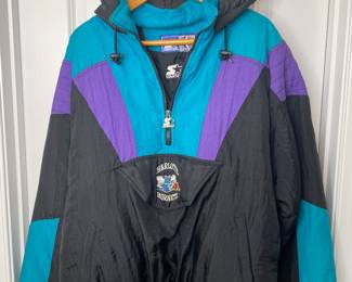 Vintage 90’s Starter Charlotte Hornets pullover jacket