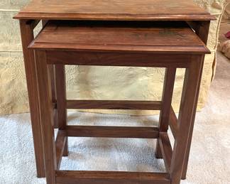 Stacking tables (3)