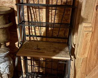 Baker’s rack