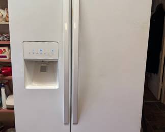 Whirlpool Refrigerator