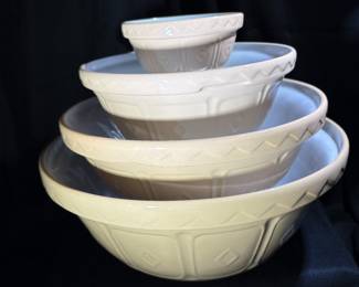 Earthenware Nesting Mixing Bowls