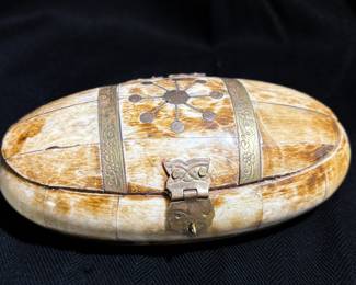 Vintage Inlaid Camel Bone & Brass Trinket Box